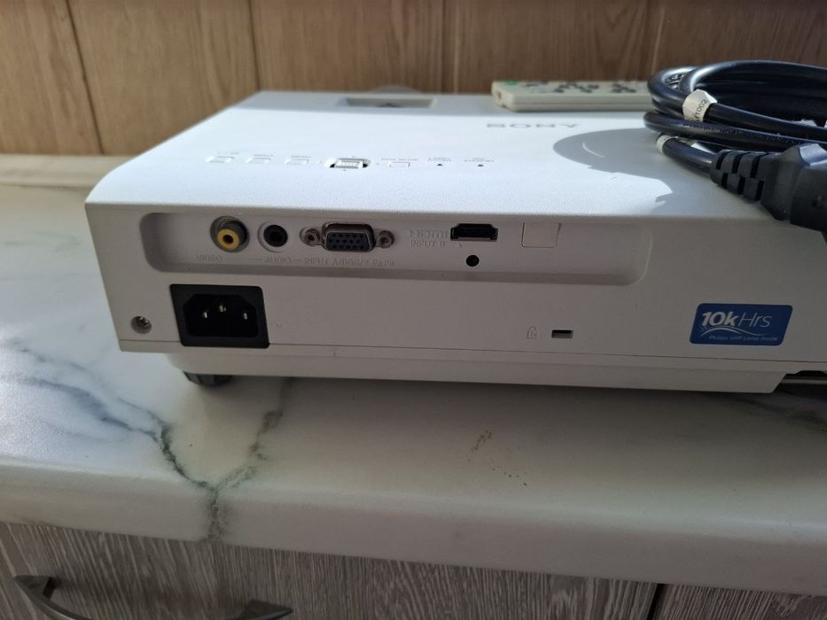 Портативний проектор Sony VPL-DW122 (3LCD, WXGA, 2600 ANSI Lm)