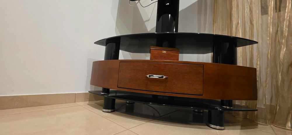 Móvel canto para TV