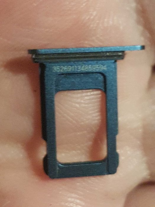 Продам iPhone 13