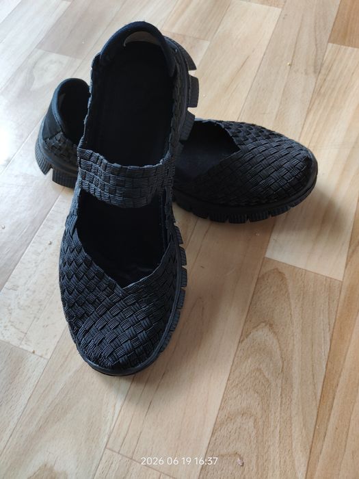 Buty siateczkowe na lato
