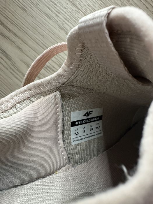 Buty damskie 4F lifestyle sneakersy różowe