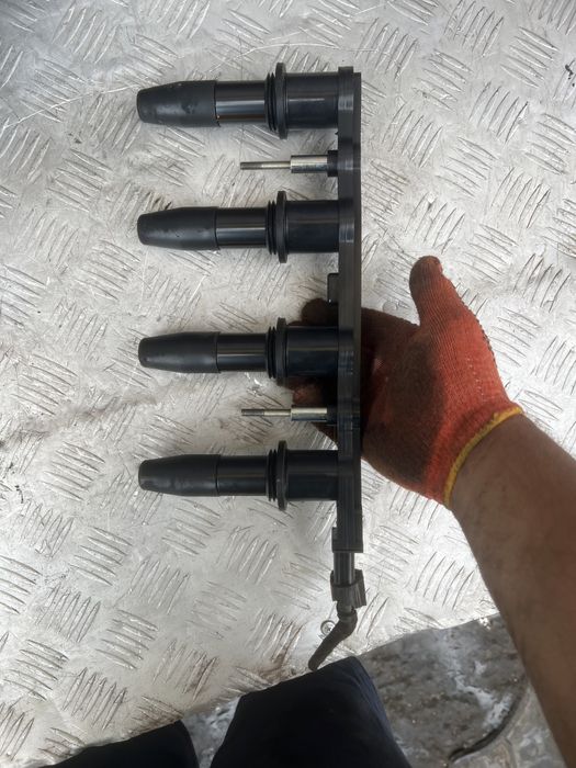 Катушка зажигания 1.6 Opel astra classic астра опель 08год