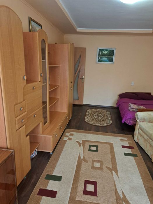 Вільно! Подобово. Пр. Свободи,37, 1-кімнатна. Поруч Обласної лікарні