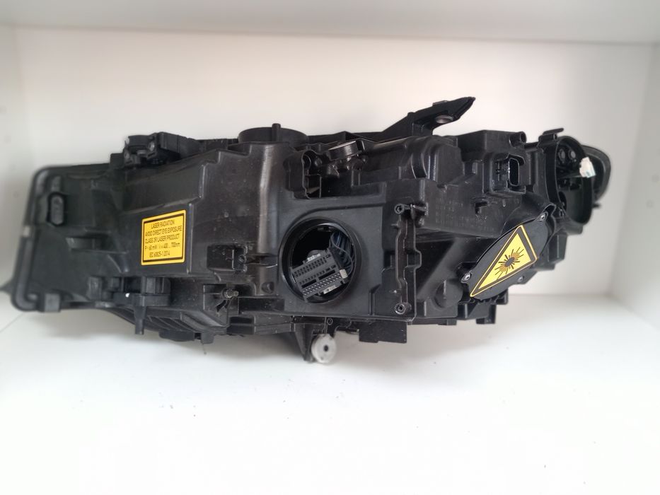 BMW 3 Farol Laser direito