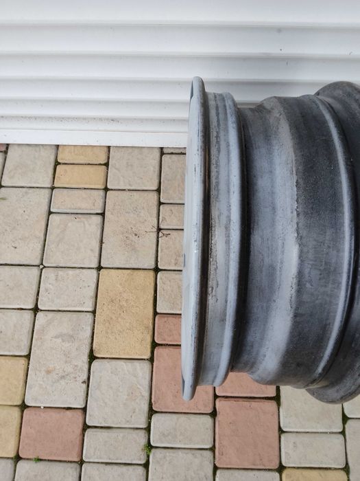 Диск Renault Duster r16 б/у