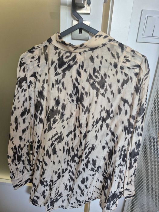 Blusa da Massimo Dutti praticamente nova