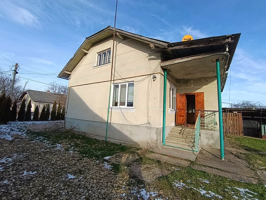 Продається будинок за 1 км від Самбора