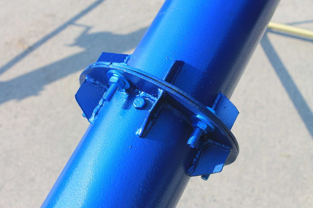 Шнековый погрузчик (гвинтовий навантажувач, перевантажувач) зерна