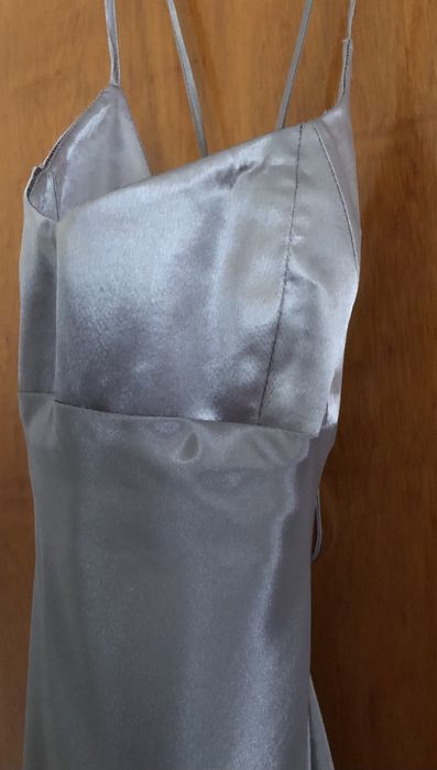Vestido comprido seda prateado