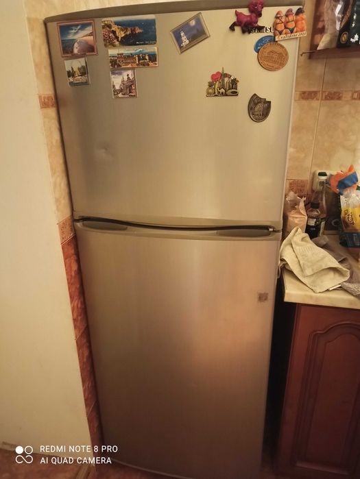 Холодильник Samsung