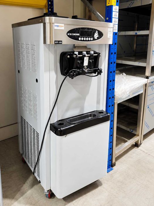 Máquina de Gelados Dupla – NOVA