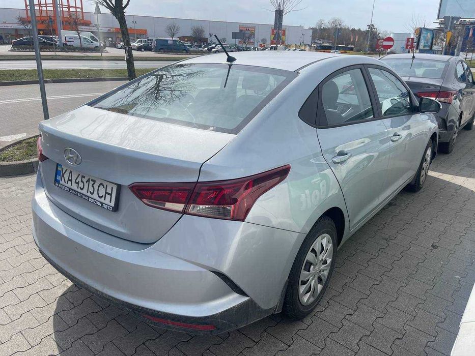 Аренда авто / Прокат авто / Оренда авто Hyundai Accent