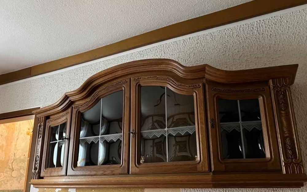 підвісна вітрина горіх махогон дуб