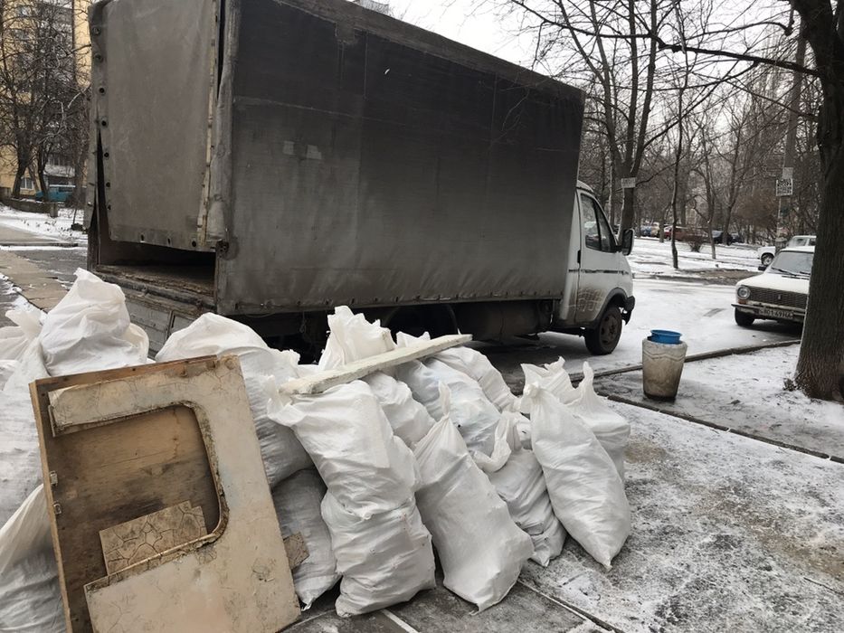Вывоз строительного мусора,хлама,старой мебели,грузчики,грузоперевозки