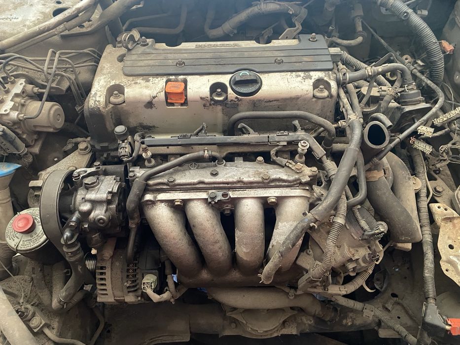Мотор Honda Аcord К20А6 2.0 бензин.