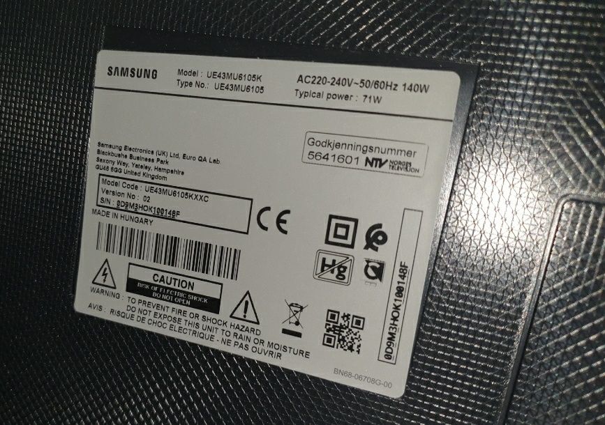 Só 10  euros. TV Samsung Peças. A transação far-se-á  SÓ em Tomar.