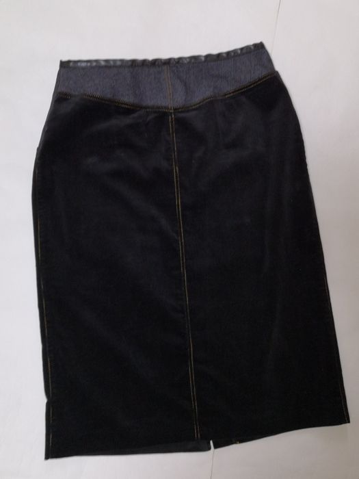 Костюм - комплект трійка: піджак, штани, спідниця, розмір 44.