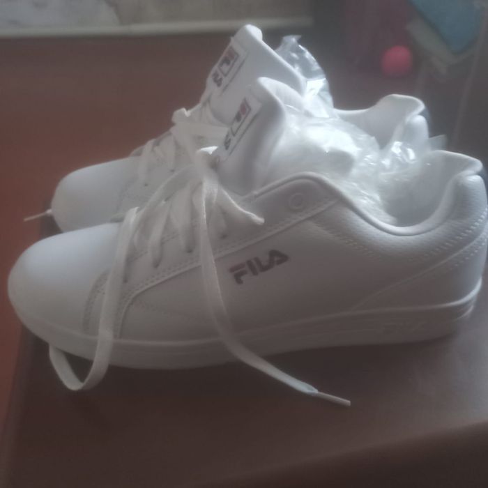 Чоловічі кросівки