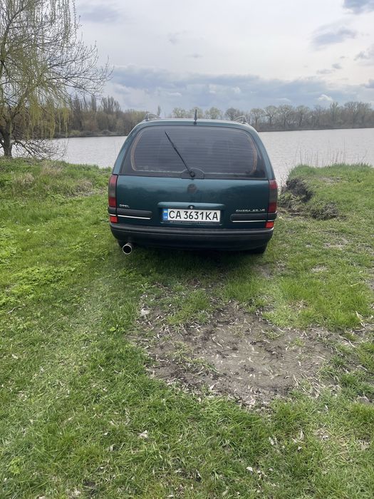 Опель Омега Б 2,5 V6 Обмін