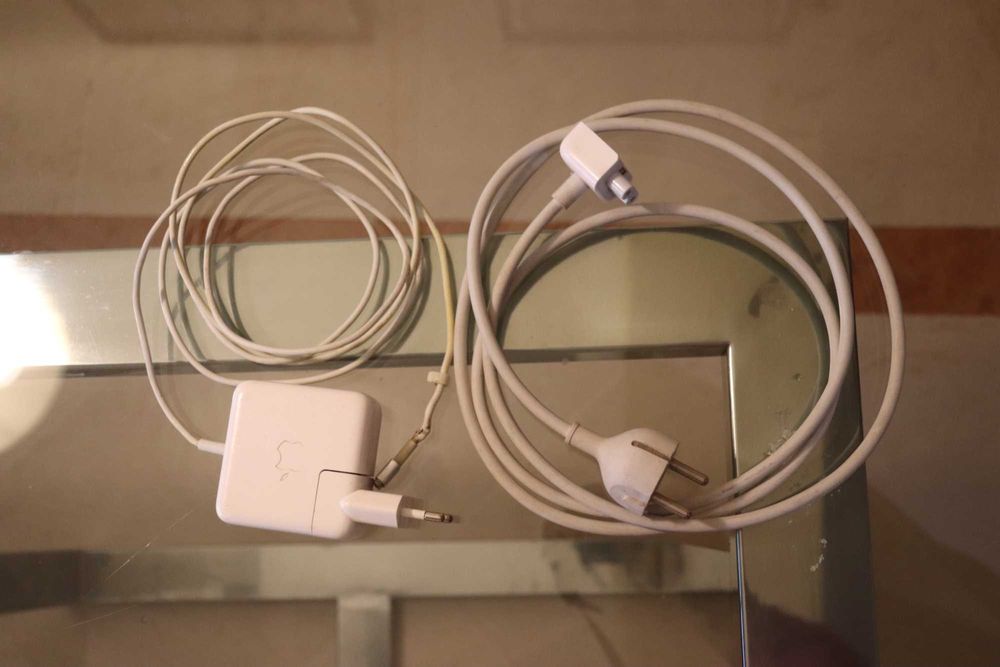 MacBook Air 13'' 2018 - Excelente Estado + Acessórios Originais
