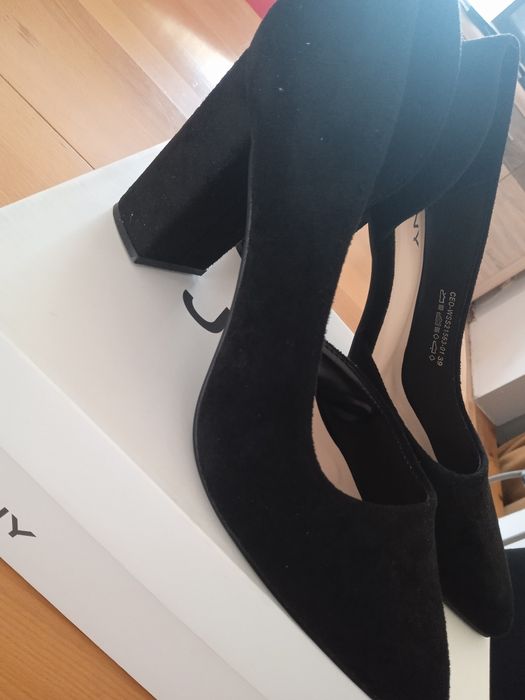 Buty damskie NOWE 39