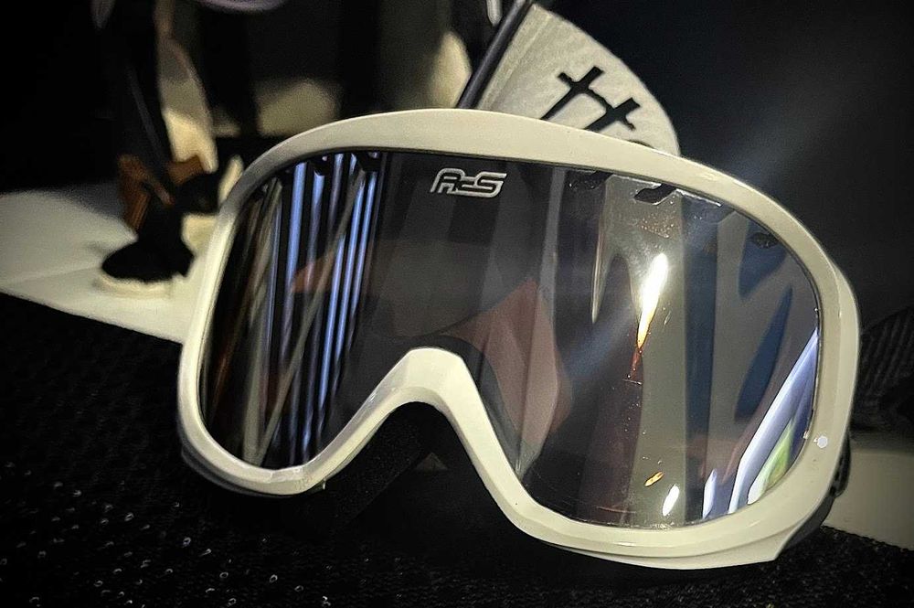 Очки горнолыжные Scott