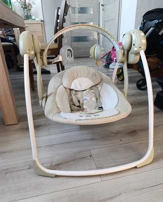 Huśtawka bujak Bright Stars Ingenuity 0+ (baterie w zestawie)