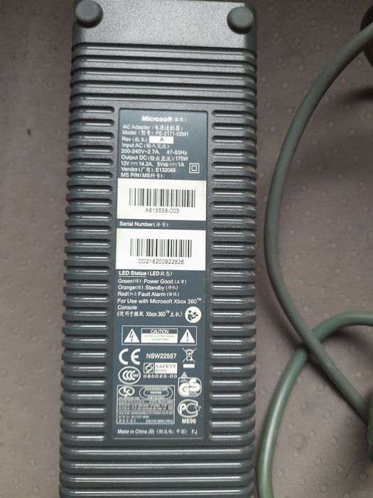 2 Pady do xbox360 plus zasilacz