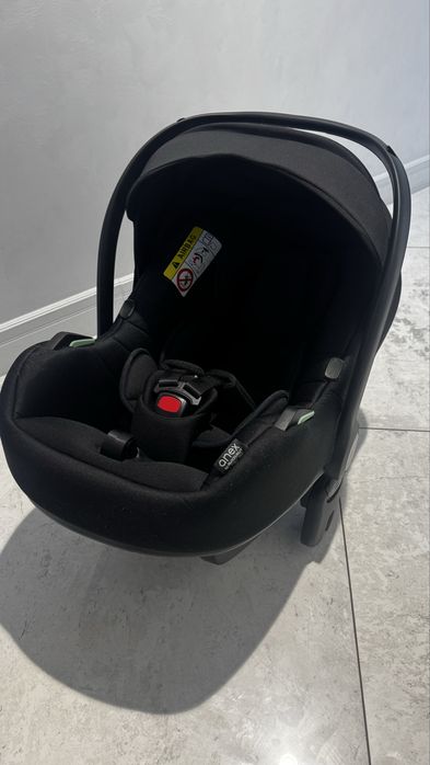 Продам дитяче автокрісло Anex