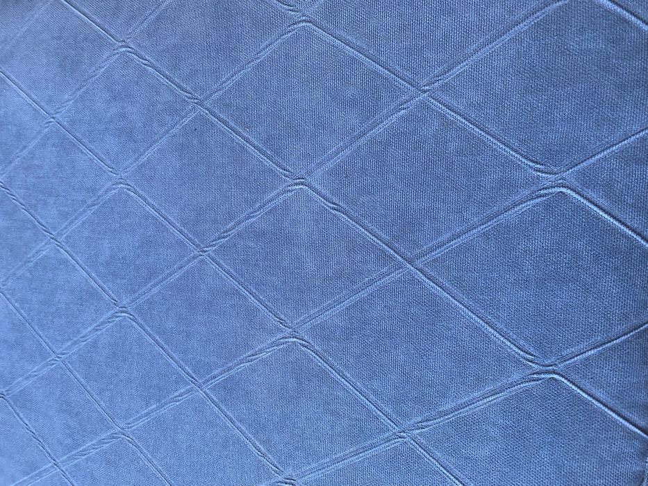 Banco estofado azul para pé da cama – 80 × 40 × 44 cm