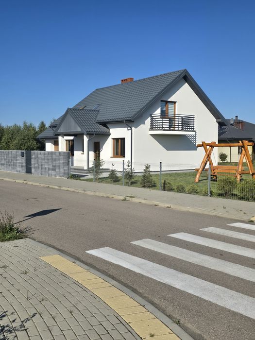 Sprzedam dom koło lasu
