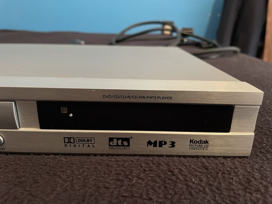 Leitor de DVD (para peças ou venda)