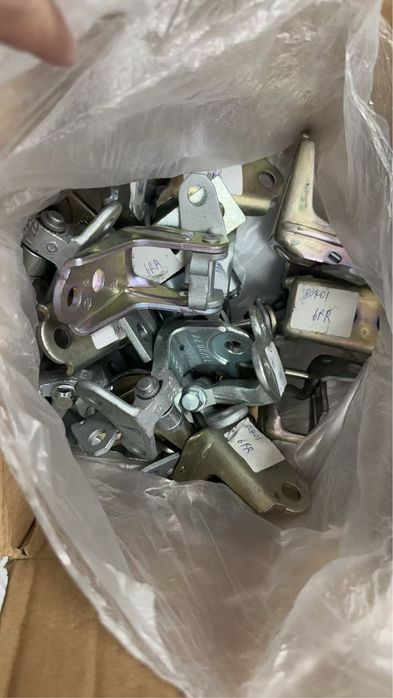 Петлі двері дверей Ніссан Рог Т33 Nissan Rogue T33 2021-2025