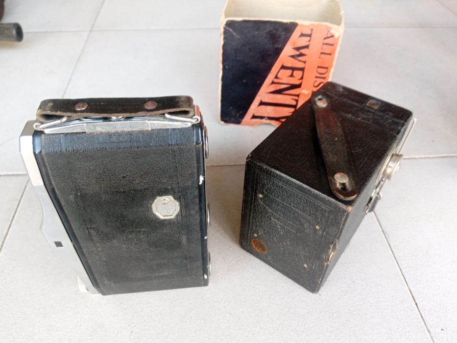 2 Máquinas fotográficas antigas