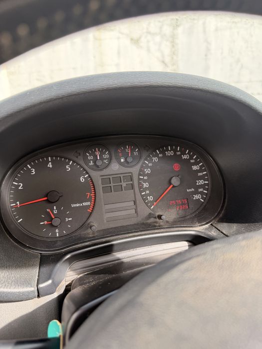 Audi A3 1.8T 150cv – 1997 | 257.575 km