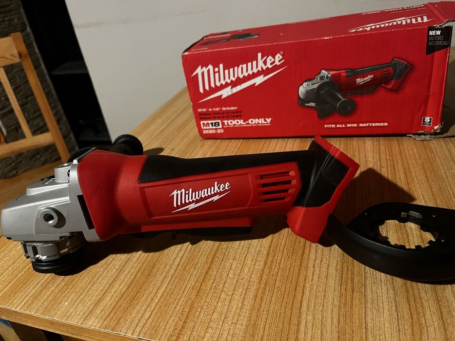 Szlifierka Milwaukee M18 ZESTAW