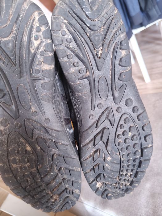 Buty sportowe rozmiar 45