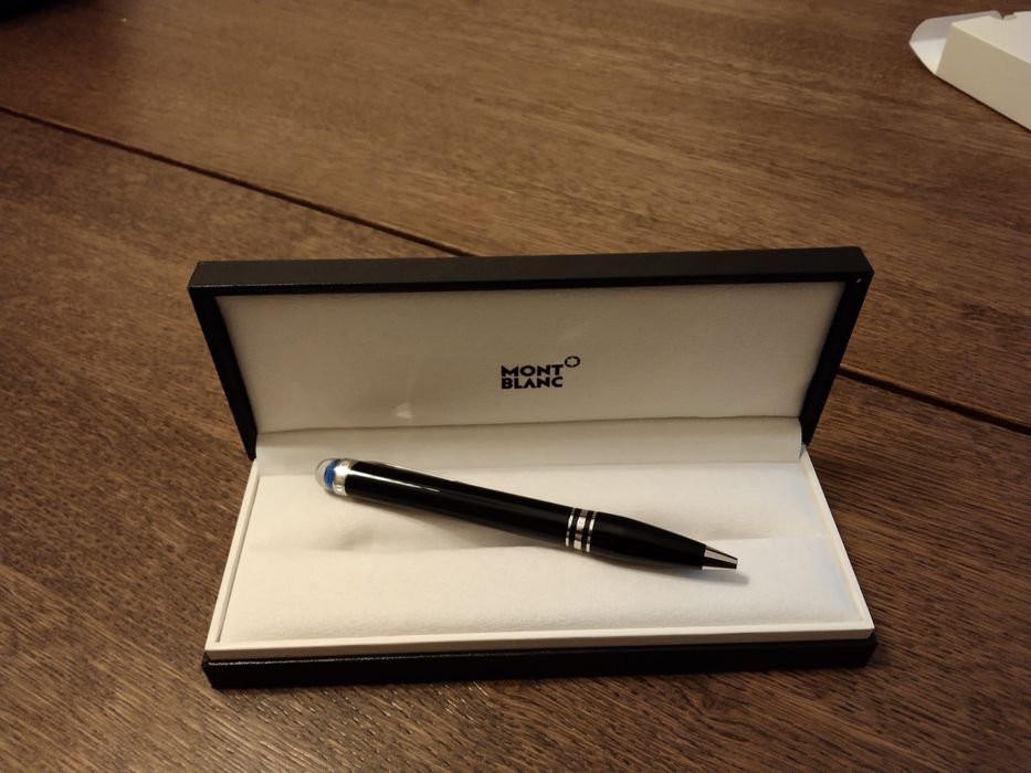 caneta e bloco de notas montblanc