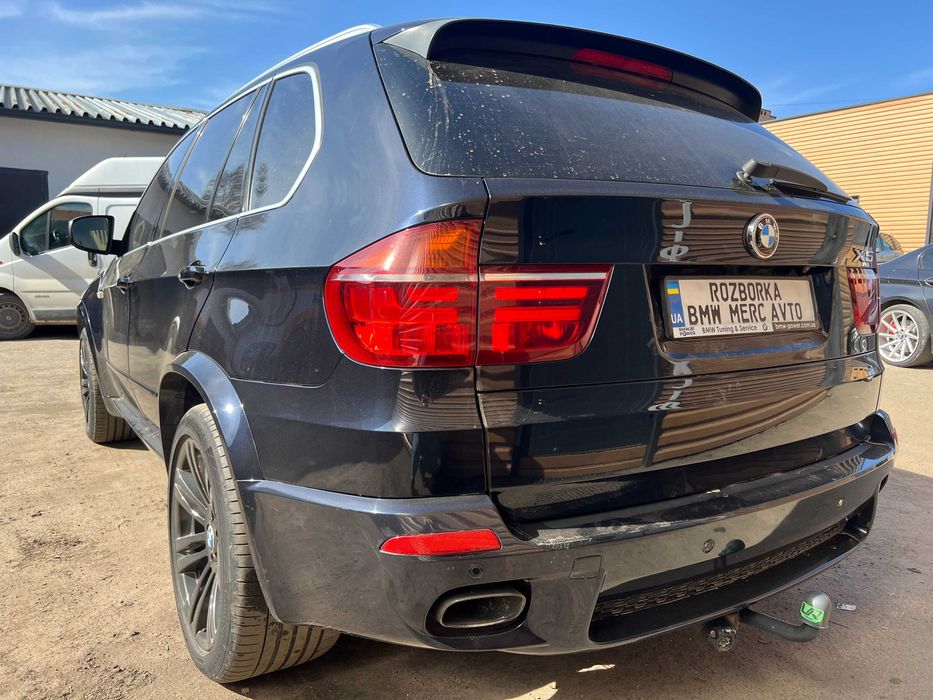 М Обвес Рестайл БМВ Х5 Е70 Передний М бампер BMW X5 E70 задний обвіс