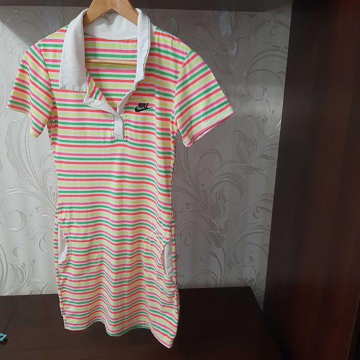 Продам сукню, б/у