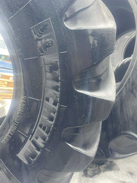 420/70R20 Michelin XMCL JJ536