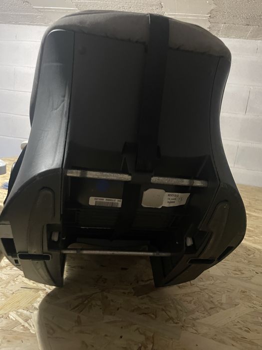 Cadeira auto em bom estado