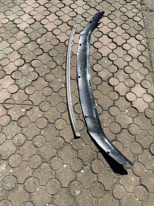 Шабля на капот