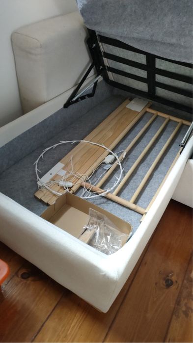 Vendo sofá cama bege c/chaise longue + arrumação