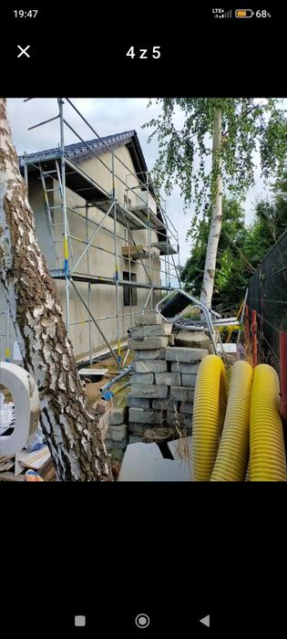 Rusztowania elewacyjne  120 m2