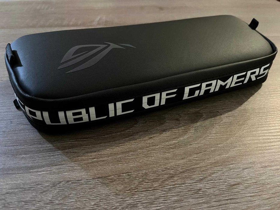 Asus Rog Ally Z1 XExteme + Bolsa Asus Rog Ally original + Dock