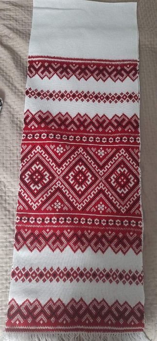 Рушники вишиті низинкою