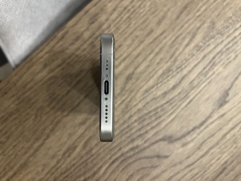 iPhone 15 Pro c/ fatura