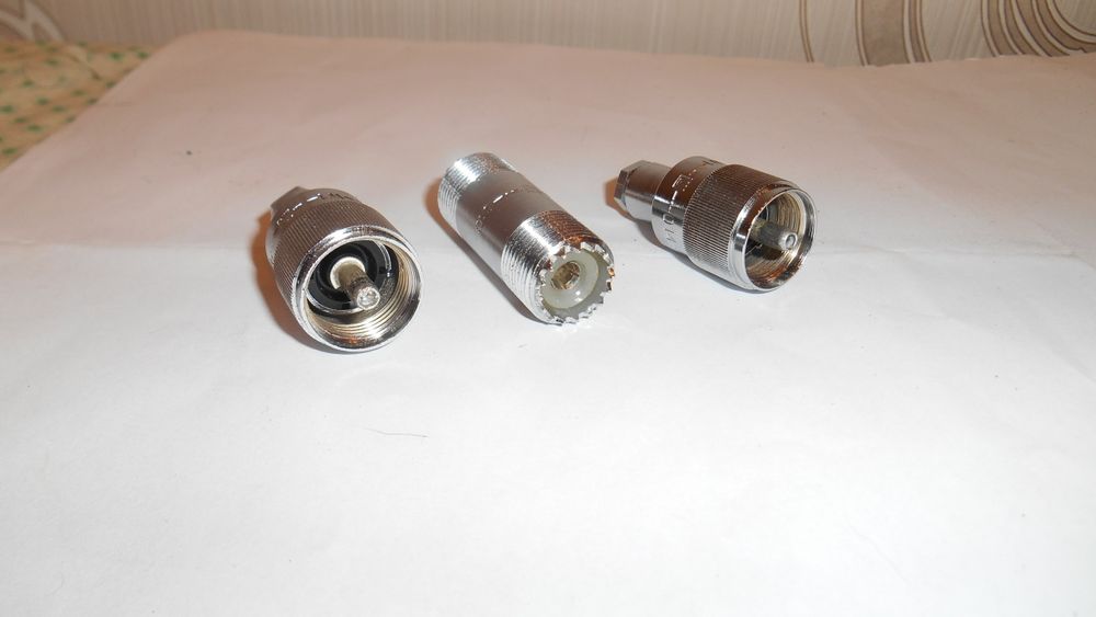 Коаксиальный соединитель