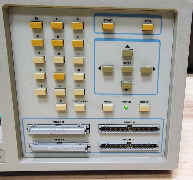 Tektronix 1230 – analizator logiczny tester